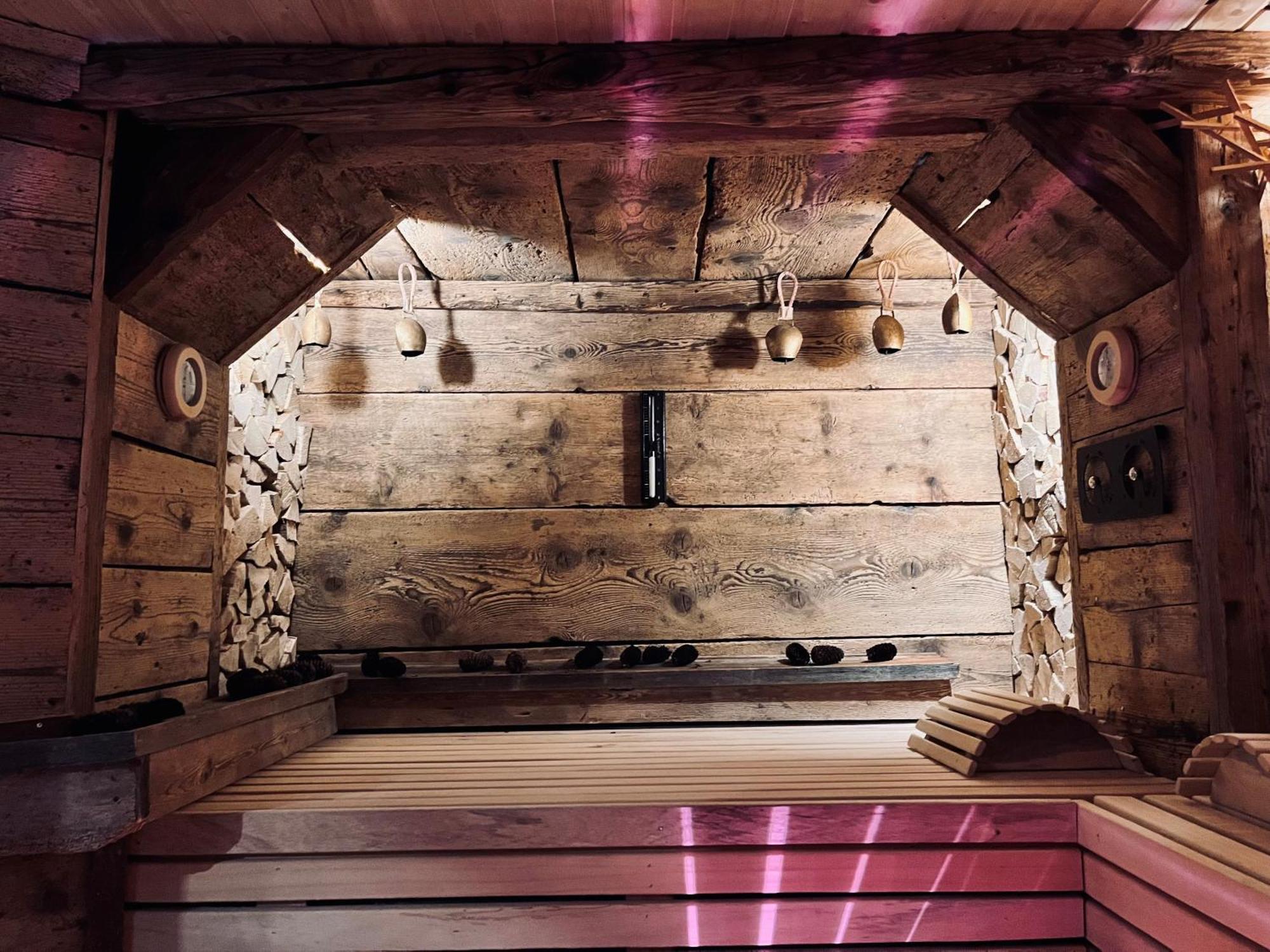 Hoehengasthaus Kolmenhof An Der Donauquelle Furtwangen im Schwarzwald Extérieur photo
