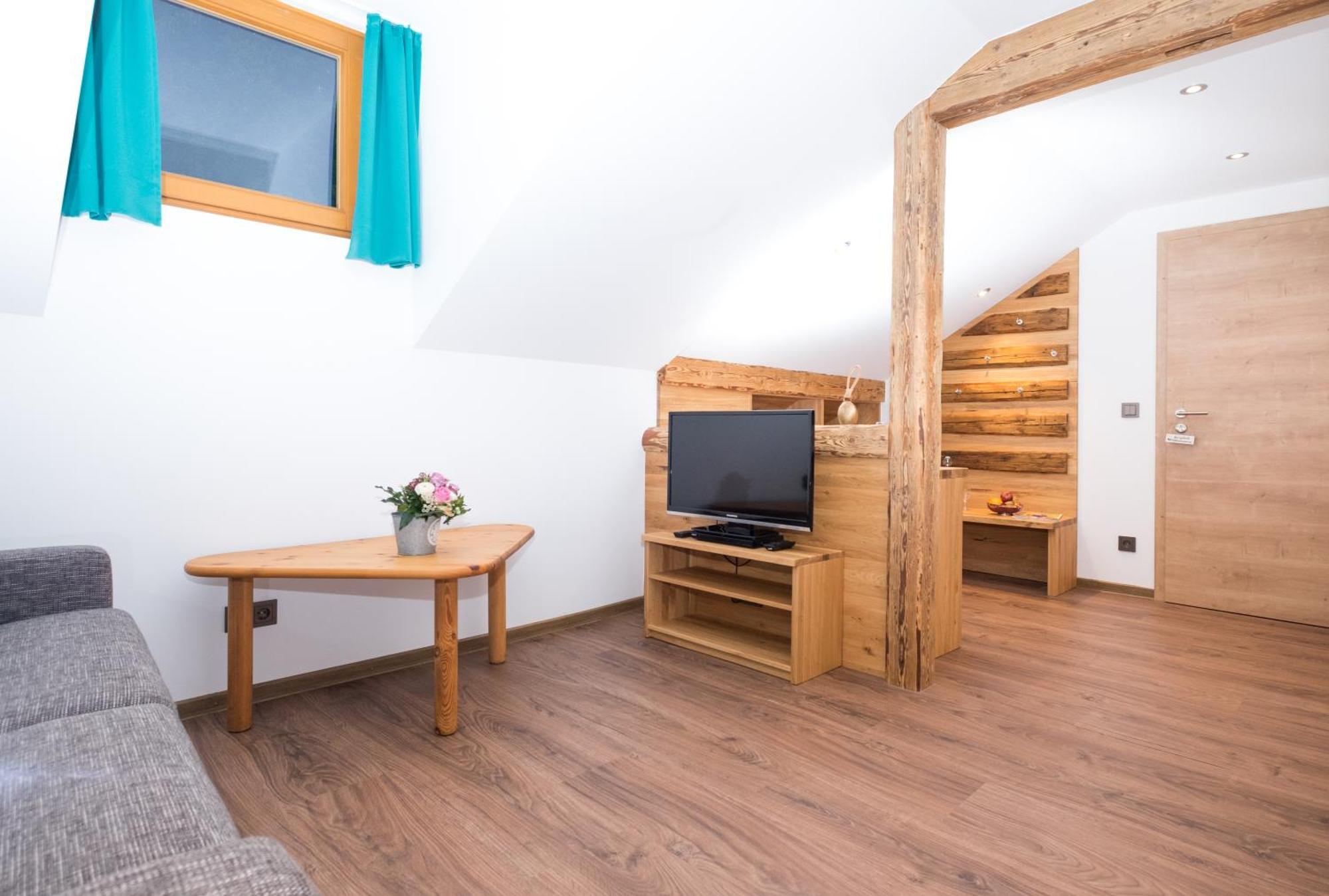 Hoehengasthaus Kolmenhof An Der Donauquelle Furtwangen im Schwarzwald Chambre photo